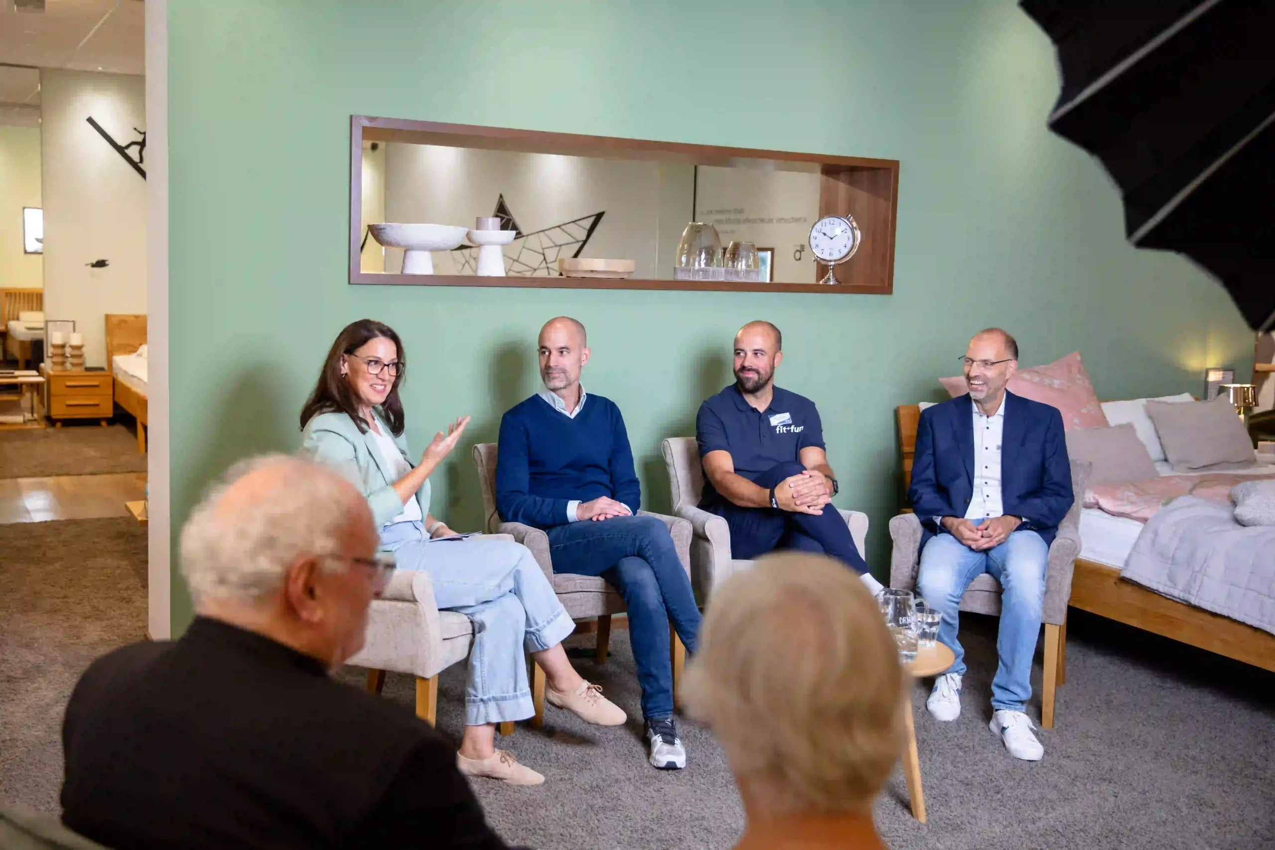von links nach rechts: Nicole Pelzel, Dr. Jochen Bogert, Patrick Wallbach und Eckhard Hillebrand